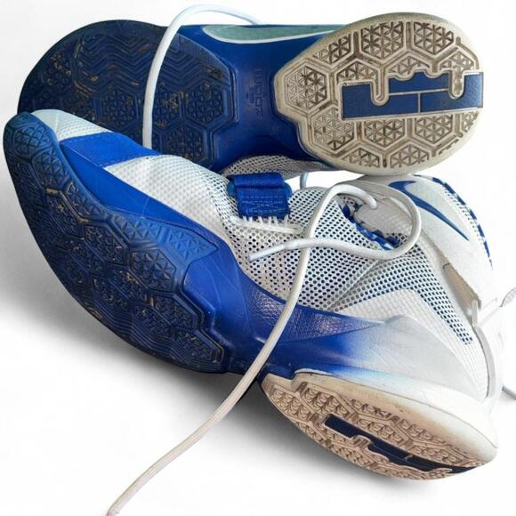 Nike LeBron size 12 BBN UK Kentucky white and blue basketball shoes main image 8